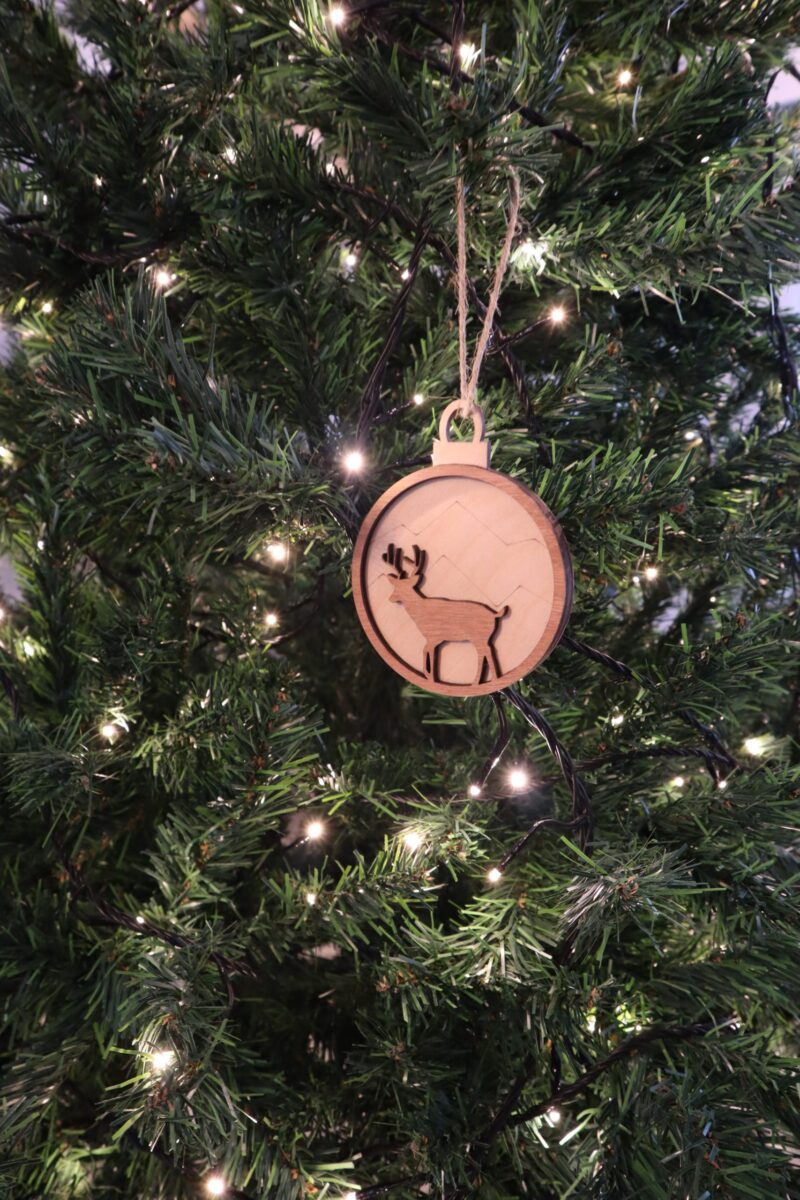 Kerstbal | hert en bomen - Afbeelding 3