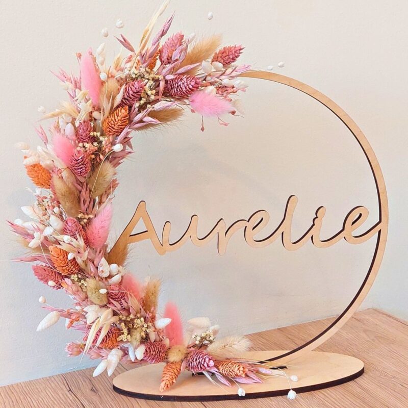 Naamcirkel met droogbloemen
